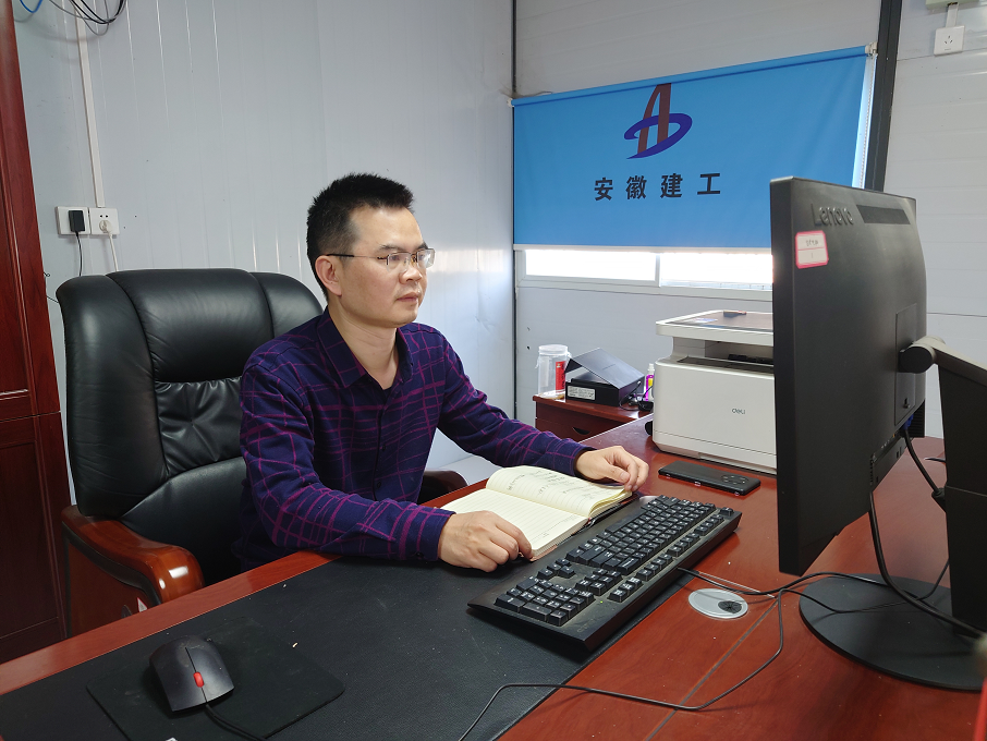 基層職工熱議黨的二十大系列報道（五） ：攻堅克難、奮勇前行，向公司交出一份份高質(zhì)量答卷！