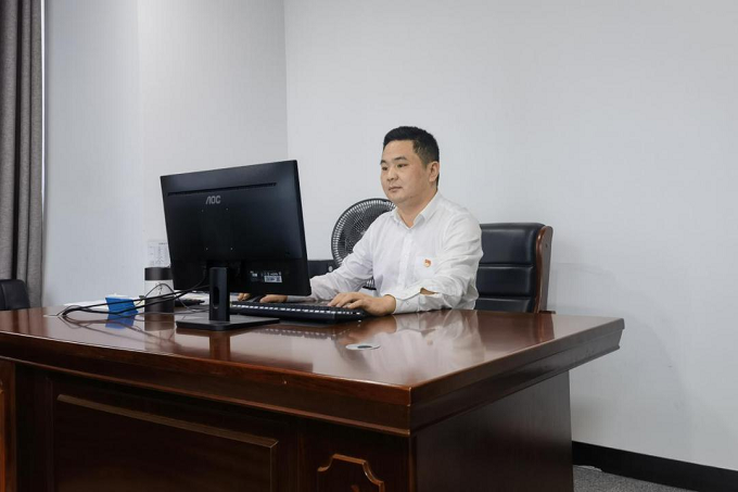 基層職工熱議黨的二十大系列報道（三） ：愛崗敬業(yè)、無私奉獻，在公司高質(zhì)量發(fā)展中拼搏奮斗